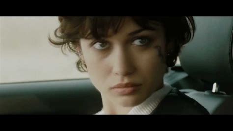 Donc olga kurylenko dans le film hitman. Olga Kurylenko (Hitman,Quantum of Solace,Kirot) - YouTube