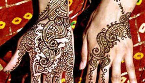 Gambar henna tangan untuk anak kecil modelemasterbaru berikut ini henna tangan cantik henna tangan mudah gambar henna tangan foto henna tangan cara untuk membuat henna tangan dan. 90 Cara Memakai Henna Simple Untuk Pemula Terlengkap ...