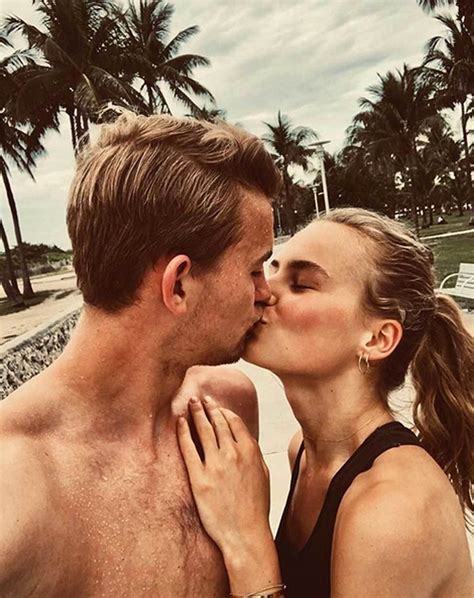 Matthijs de ligt en zijn vriendin annekee molenaar stonden recentelijk op de cover voor ons magazine. Eredivisie: Las vacaciones de matthijs de ligt y annekee ...