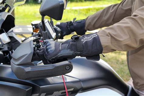 Motorcycle gloves from top brands are in stock at discounted prices. Short Cuff Vs Gauntlet Motorcycle Gloves - Images Gloves ...