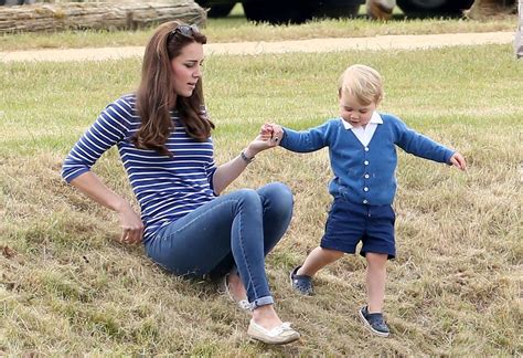 Seine shorts sind mehr als nur mode. Prinz George: Warum trägt er immer nur Bermudas ...