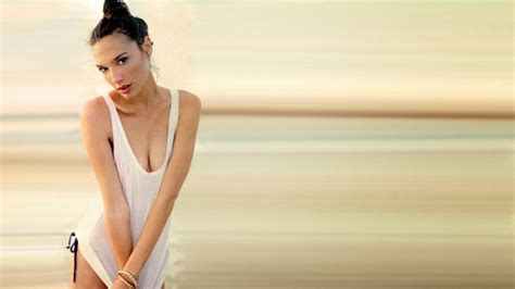 Tons of awesome gal gadot wallpapers to download for free. Gal Gadot Wallpapers (77+ pictures)