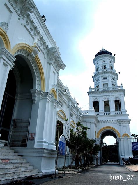 The accommodation consists of 42 rooms where guests can enjoy climate control. hush: masjid sultan abu bakar, johor bahru