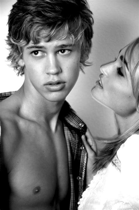 Austin butler as james garrett. AUSTIN BUTLER AND WRESTLER TIPS