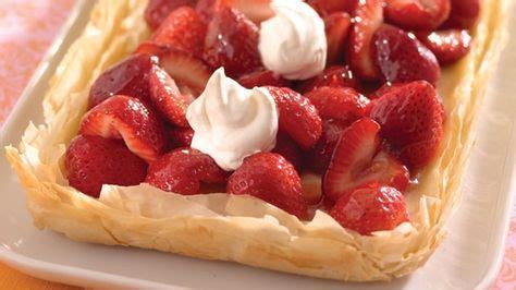Phyllo cups for appetizers and desserts. Strawberry-Cream Cheese Phyllo Tart | Recipe | Tart ...