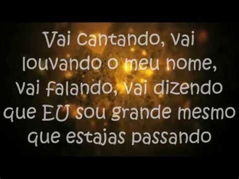 Quando você sente medo, do teu lado eu estou e é bom que você saiba que eu sinto a tua dor nunca, nunca se esqueça que o o que eu tenho é bem melhor pois só eu sei do amanhã então recebe o abraço meu pois da tua vida cuido eu. Baixar Musica Canta Que Eu Cuido Playback - Free Download ...