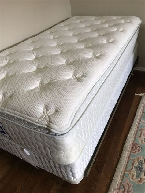 Click the link to head over originally, boxsprings were constructed with actual springs contained inside of a wood frame (box). Twin Size Mattress & Box Spring for Sale in Florissant, MO ...