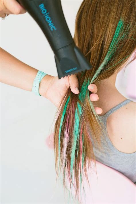 Chalk dye is very popular temporary hair dyeing method. Pin on feel the fairy - makeup