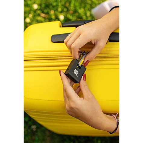 Купить Биометрический замок для багажа Tigear Travel в Москве
