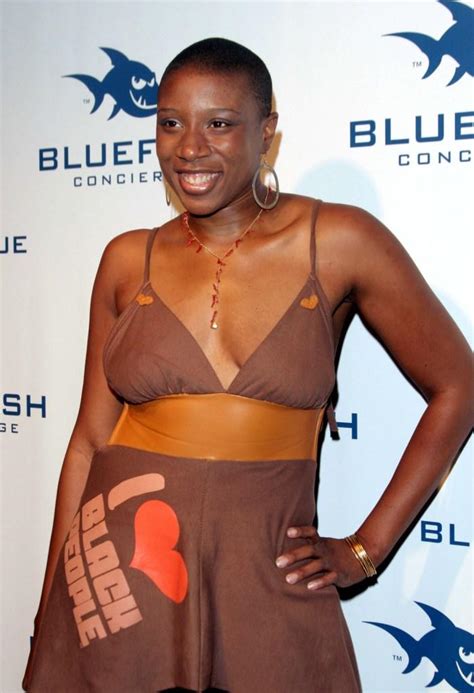 Aisha jamila hinds is an american actress who is best known for her roles on the tv shows 'the shield' and 'true blood'. Aisha Hinds Net Worth, Bio, Age, Height, Wiki, Family ...