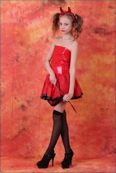 Tmtv violette which you looking for are served for all of you in this post. Tmtv Violette : TMTV | Violette - Red Dance (x100) - Поиск google ничего не нашел. - Elsa's Love