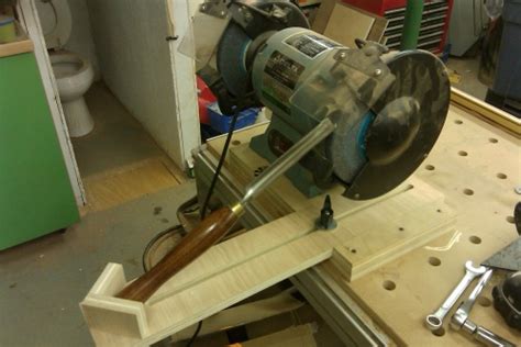 A sharp blade also keeps your mower running smoothly and shortens the amount of time you spend working on your lawn. Homemade sharpening jig | The International Association of Penturners