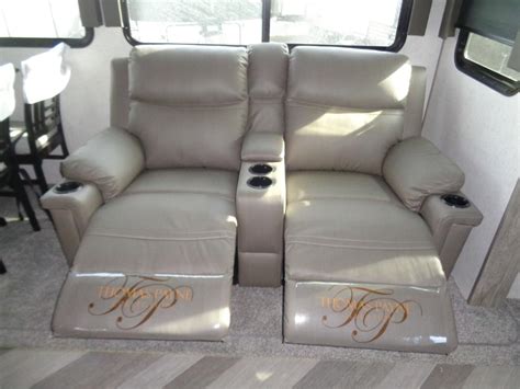 Wildwood heritage glen lite fifth wheel. 2020 Wildwood Heritage Glen Ltz Fifth Wheels 338Bar ...