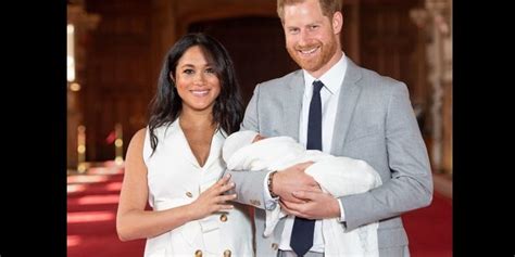 Pourtant, pour les parieurs, ils en sont sûrs le prénom le plus probable et plébiscité par les parieurs est diana, en mémoire de la mère de harry, décédée à 36 ans, en 1997, alors que lui n'était. Meghan et Harry: Les premières images de leur bébé (vidéo ...