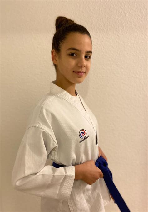 Unser verein bietet allen sportinteressierten eine qalifizierte basis, die sportarten in einem familiären und vertrauensvollen umfeld zu erlernen. Hessenkader Kampf - Hessische Taekwondo Union