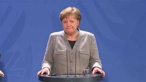 Merkel will bis zum ende der legislaturperiode 2021 auf jeden fall bundeskanzlerin bleiben. Bundeskanzlerin Angela Merkel hält Pressekonferenz mit ...