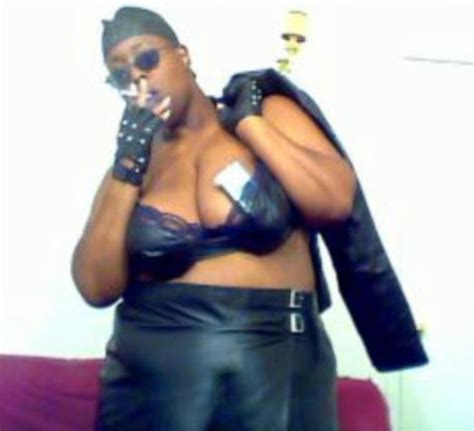 Ebony from is on findoms. Joi webcams - Femdom cams with Live Mistress Cam Training