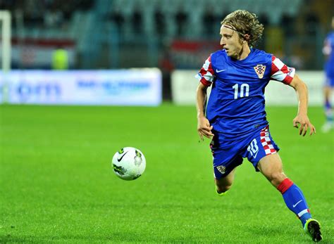 Real madrid midfielder luka modric has been named the thread best playmaker of the decade according to the list compiled by the international institute of football history and statistics (iifhs). EL BLOJ: Luka Modric