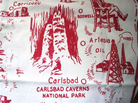 27373090 itt a videóletöltés ideje! Vintage Tablecloth New Mexico, Yucca Print, Red and White ...