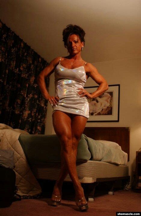 Ifbb professional female bodybuilder/physique & former competitor see more of rhondalee quaresma on facebook. Image result for rhonda lee quaresma (With images ...