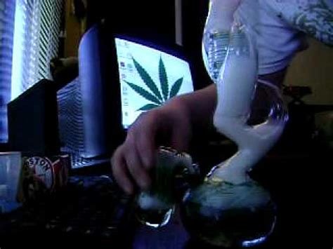 These 10 beaker bongs feature an incredibly stoned cheech and chong in a colorful and hilarious design. Cheech and Chong Bong W/ Ashcatcher - YouTube