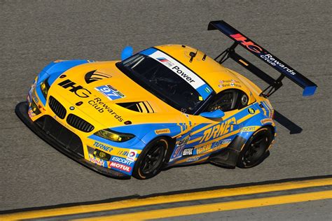 BMW Team RLL Qualifies 4th and 7th for 24-Hour Daytona Race - autoevolution