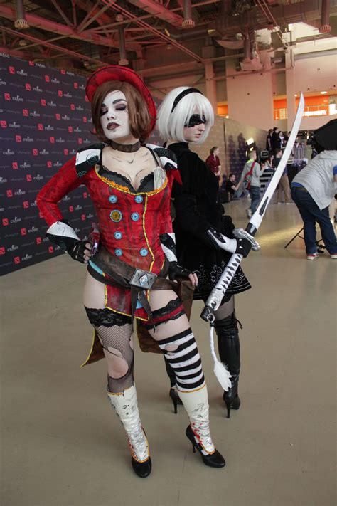 Gonzalez convention center san antonio, tx: Mad Moxxi with 2B at Moscow Comic Convention,#Moxxi#Mad ...