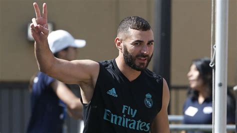 Nach fünfeinhalb jahren kehrt karim benzema zurück in die französische nationalmannschaft und sorgt für einen. FRANCESES EN EL MUNDO: El Real Madrid prepara la ...