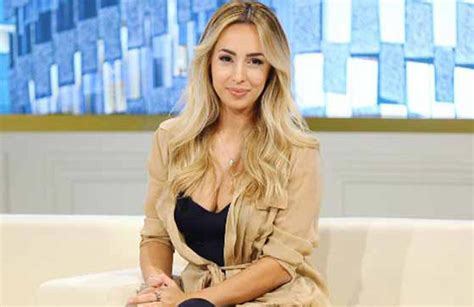 Beyond her music career, cani has been featured as a judge on the albanian television talent competition series the x factor albania. Miriam Cani publikon këngën "Meteor" - Rajonipress.com