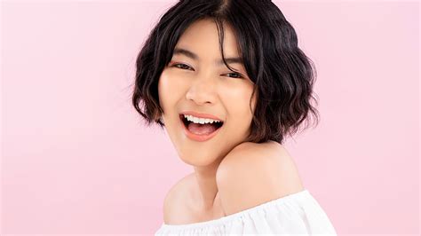 Thick hair low maintenance mid length hairstyles. Thick Medium Length Curly Low Maintenance Mens Hairstyles ...