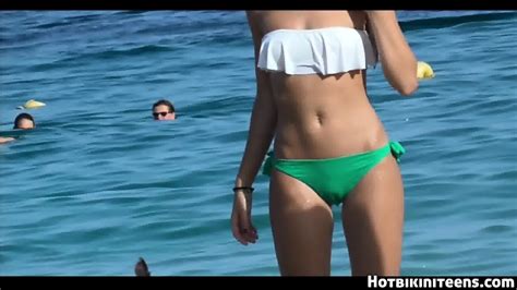 For more camel toe videos and other celebrity oops videos please subscribe to our youtube channel. voyeur cameltoe Taylor Swift cameltoe