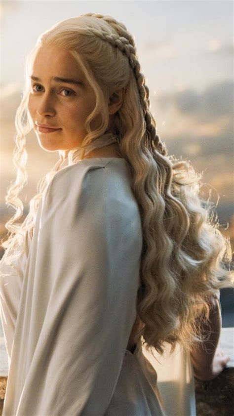 Meet emilia clarke's stunning game of thrones body double. 1080x1920 Emilia Clarke Game Of Thrones Iphone 7,6s,6 Plus ...
