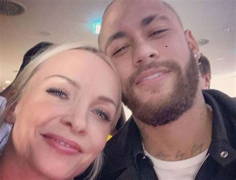 Ihr bester, das ist janins freund kostja ullmann, 30: Jornalista e apresentadora alemã é a nova 'ficante' de ...