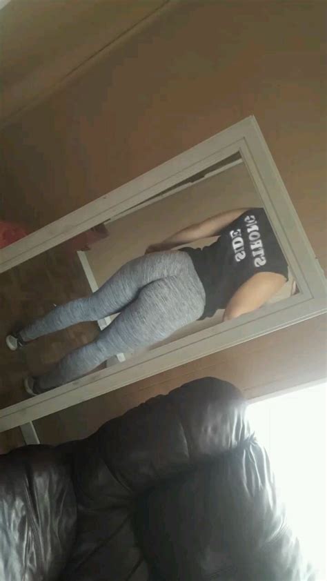 A wide variety of yoga pants options are available to you, such as feature, supply type. 20 Stunning Images Of Girls Wearing Yoga Pants - FAPVILLE