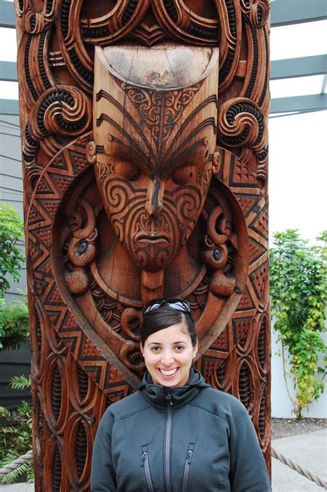 While the word totem itself is an anglicisation of the ojibwe term, and both the word and beliefs associated with it are part of the ojibwe. Totem maori | Photo