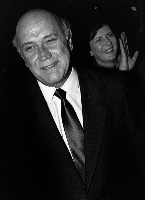 He was married to his first wife, marike de klerk for 38 years before divorcing her. Lees FW de Klerk se volledige toespraak van 2 Februarie ...