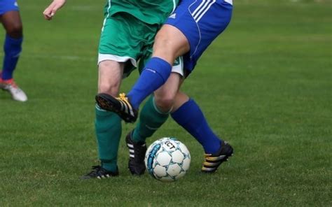 We bieden jou de meest uitgebreide statistieken, live standen en uitslagen van alle wedstrijden. OVERZICHT. Bekijk hier alle provinciale voetbaluitslagen ...