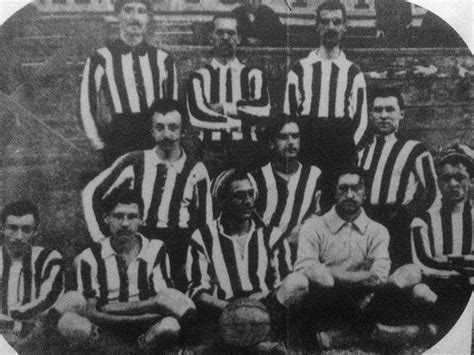 This page contains an complete overview of all already played and fixtured season games and the season tally of the club padova in the season 82/83. Foot-Ball Club Juventus 1909.jpg | Juventus, Calcio, Storia