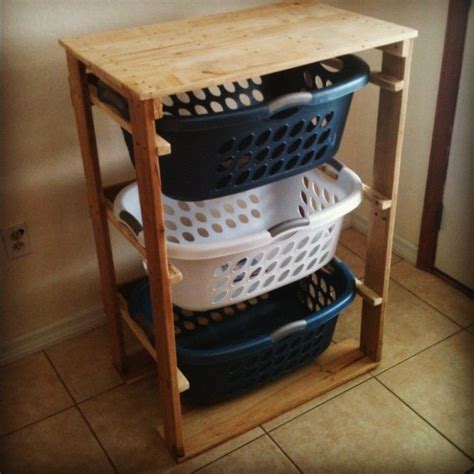 Pallets are getting very common nowadays which is why people prefer to make everything out of pallets for their homes. 40+ Creative Pallet Furniture DIY Ideas And Projects