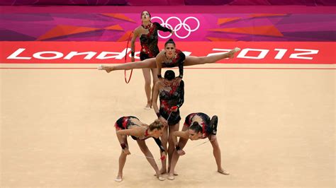 Tambien tendras esta disciplina de gimnasia ritmica artistica para adolescentes y saltos en la piscina, para que puedas disfrutar de los diferentes tipos de gimnasia artistica acrobatica que hay en el mundo del deporte. Juegos Olímpicos: Gimnasia artística | Deportes ...