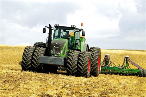 Traktor ausmalbilder of ausmalbilder fendt kostenlos malvorlagen. ausmalbilder fendt 936 | Image Gallery