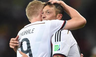 Stellvertretend für die mannschaften, deutschland und frankreich. Fußball-WM 2014: Deutschland gegen Algerien live im Ticker ...