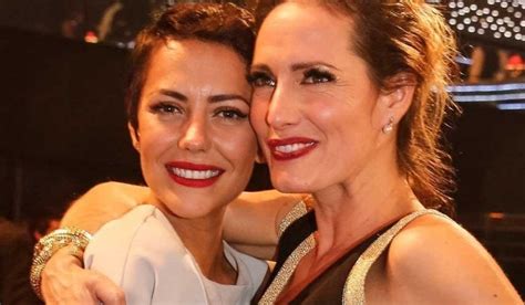 In 1994 she went to barcelona to work as a model, there she was chosen (after a casting) to become part of the cast of the movie muere mi vida. Fernanda Serrano e Sofia Ribeiro recordam sofrimento ...