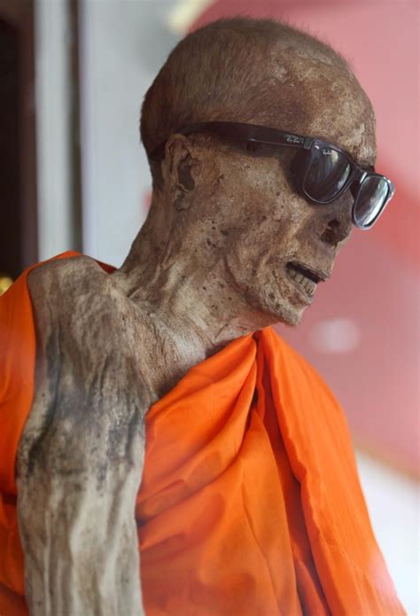 How to become a buddhist. Remarkable mummies from around the world - Photos ...