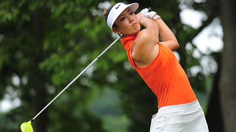 Michelle wie west is making her return to the lpga with a club rarely seen in the professional ranks. Michelle Wie stung by bee in LPGA Tour opener in Bahamas