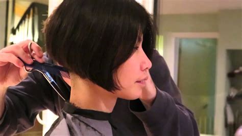 How to cut long bob haircut tutorial step by step for beginners, carre plongeant coupe#bobhaircut. From long bob to short bob - YouTube