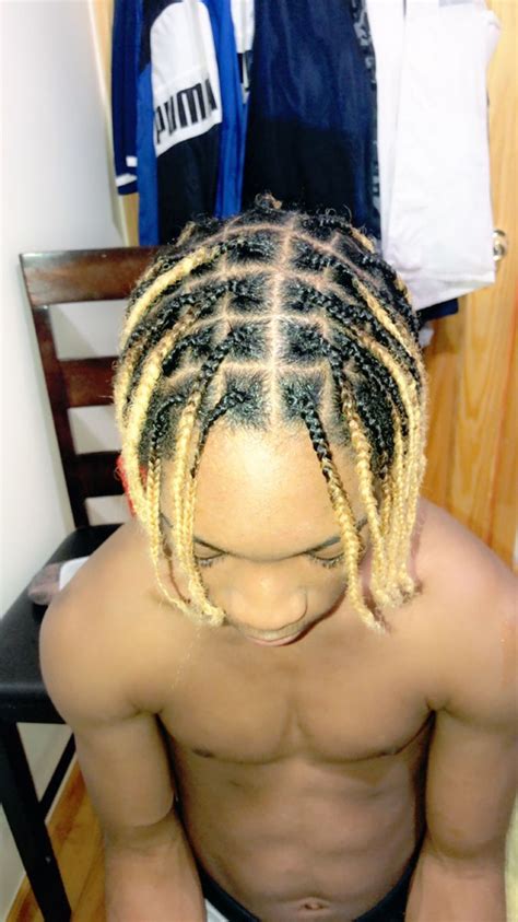 Gather all your hair and tie it in a ponytail. Male box braids | Mens braids hairstyles, Hair twist ...