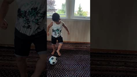 Football skills at arabvids : Aziz Football Skills - YouTube