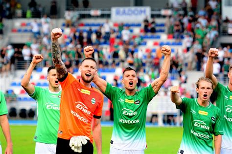 They play their home matches at the stadion im. Radomiak Radom w poniedziałek rozpoczyna przygotowania do ...