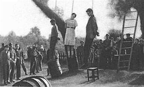 Sophie scholl birthday and date of death. Zoya Kosmodemyanskaya,Heroine et martyre russe (2012)